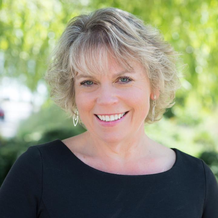 Maureen Davis