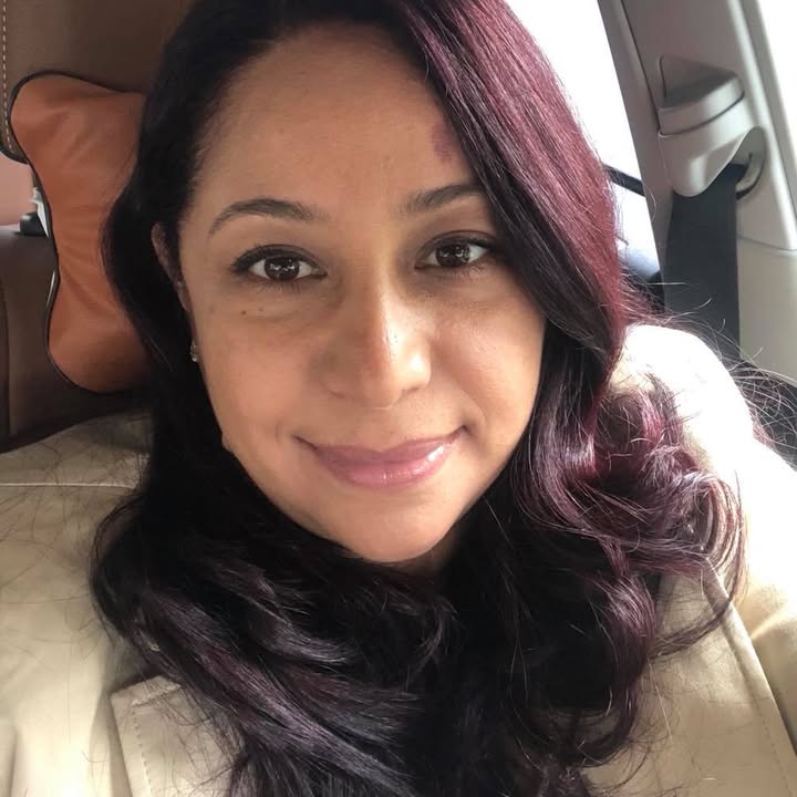 Rosa B Rosario