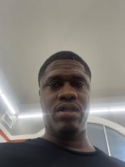 Leroy Akins