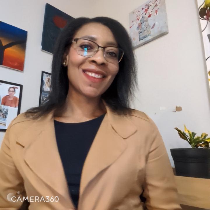Naomi Petnji