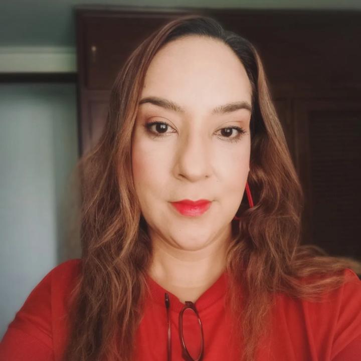 Clara Hoyos