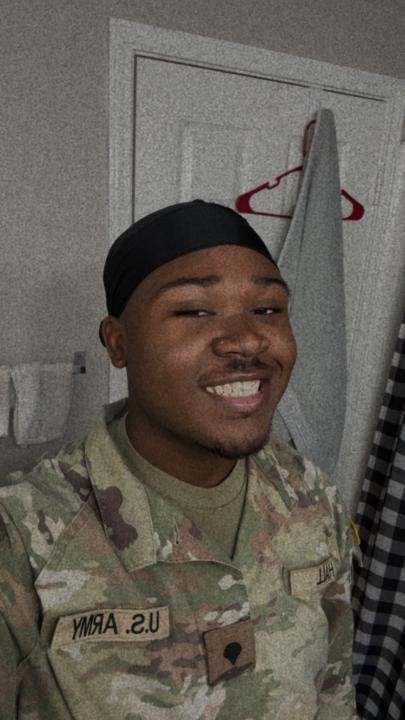 Daveon Hall