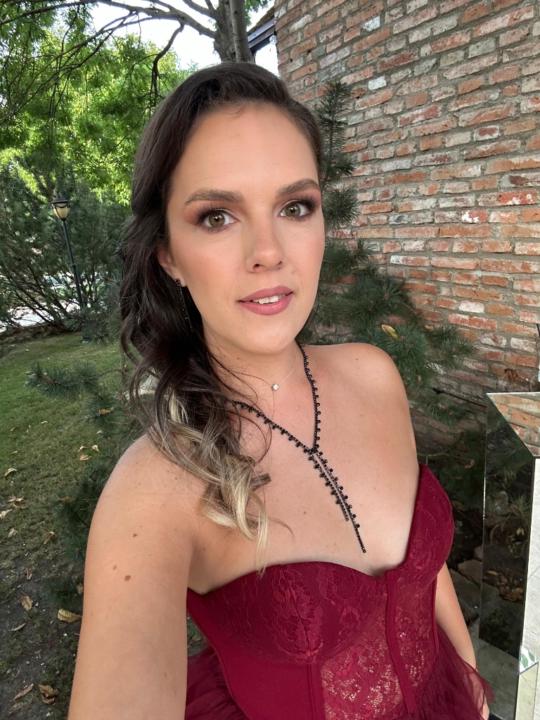 Alexandra Dan