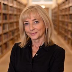 Alison White