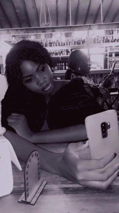 Ndouma Mouanda Christie yet Gracias