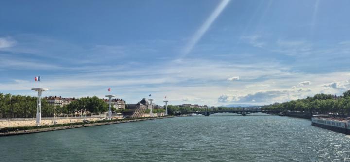 Victoria Pro