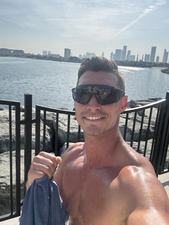 Where is everyone from / living around the world? 🙌 