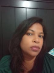 Yelina C . m