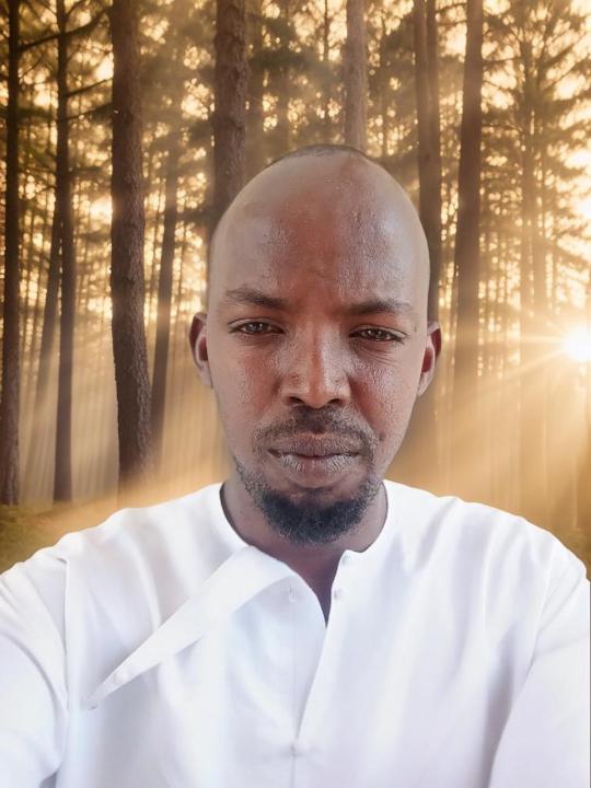 Xuseen Maxamed