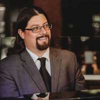 Robert J. Pérez-Lawrence