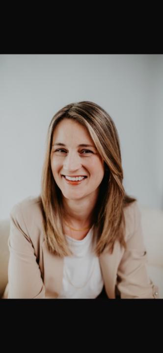 Christine Fast