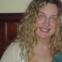 Claire R