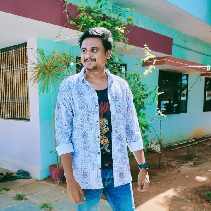 Richard Mano vishaal