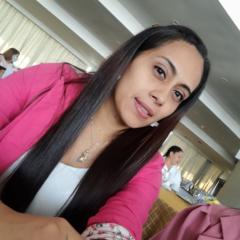 Yaqueline Santos Amores