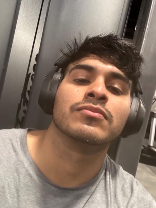 Israel Govea