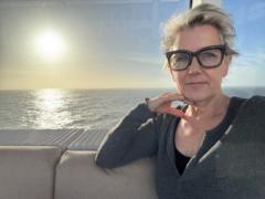 Lisa Carney