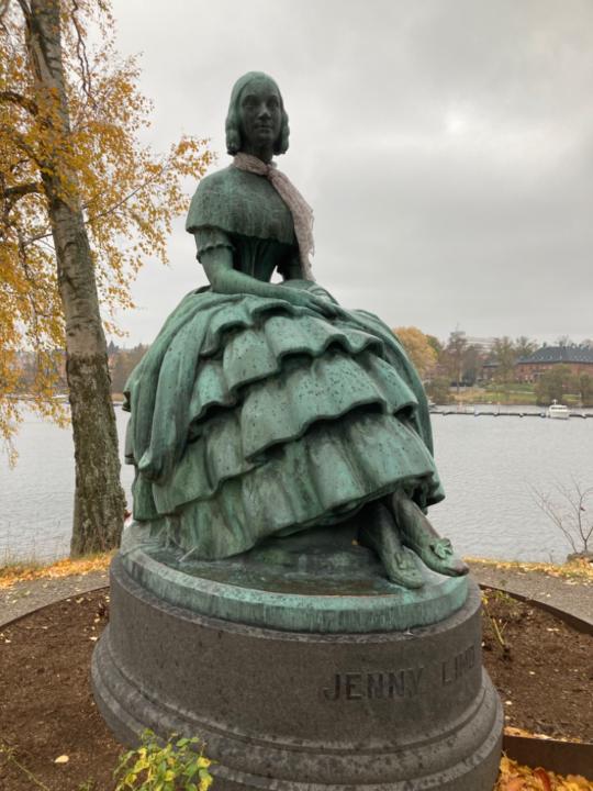 Stephanie Brunwasser