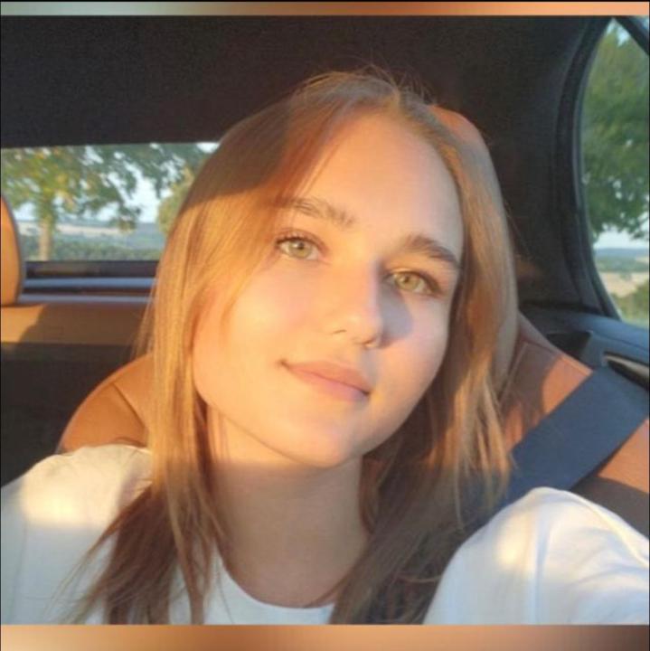 Dasha Fröhleke