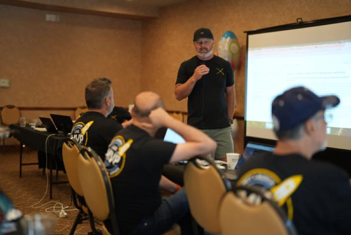 Free Workshop: Pick a Profitable Niche (Rad Formula)