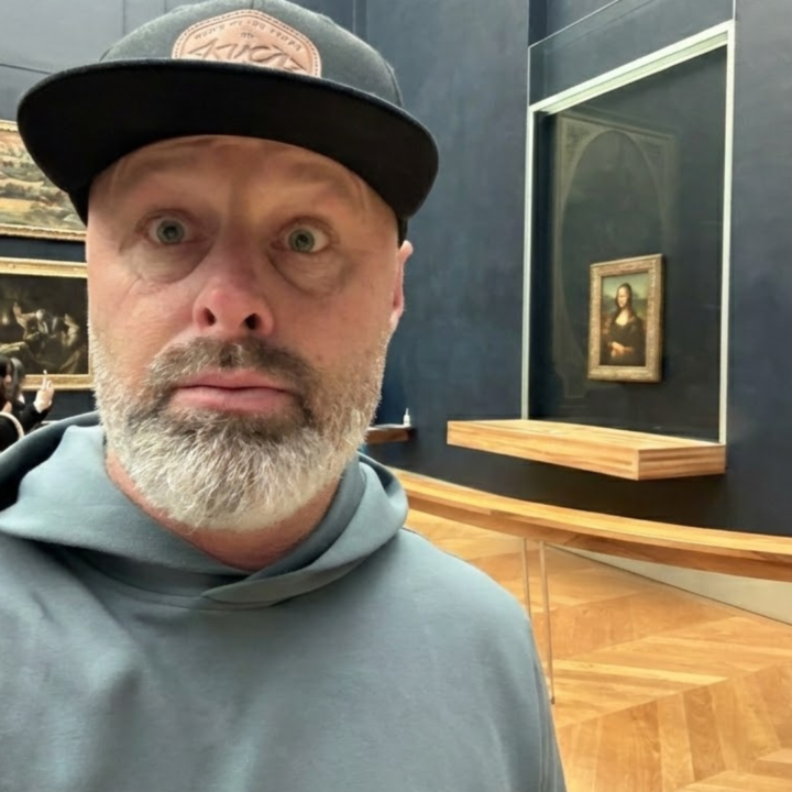 Farting in a crowd is a great way to get a picture like this...