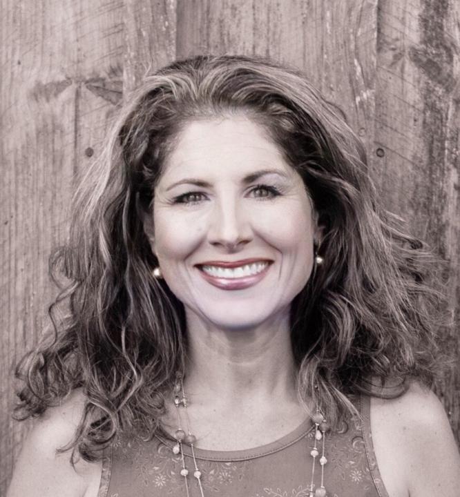Mary Jo DeGrandi