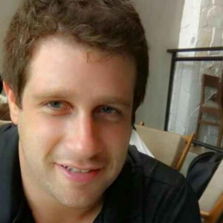 Lee A