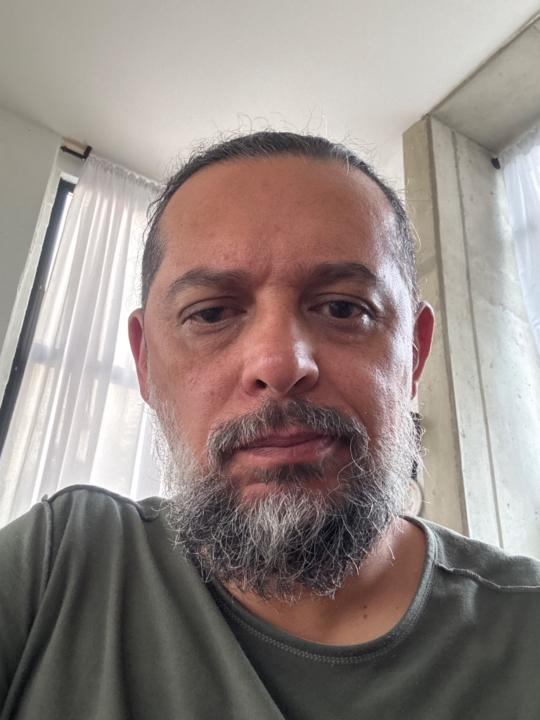 Luis Gutierrez