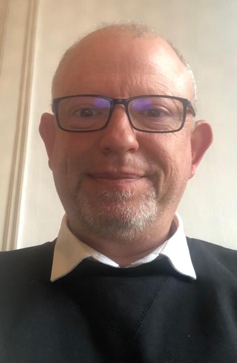 Welcome! Introduce yourself + share a pic of your workspace 🎉