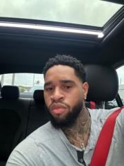 Swaevonn L