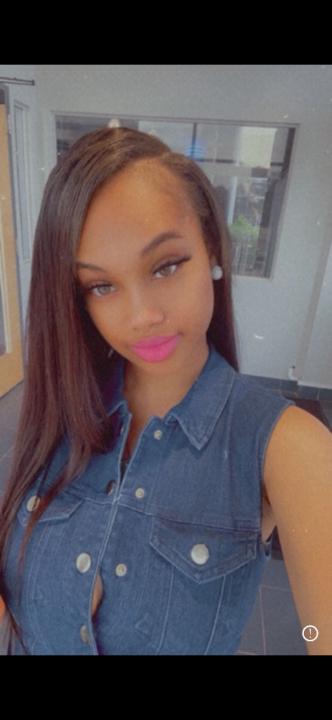 Alexus Davis