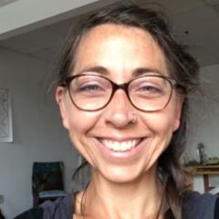 Andréa Miller
