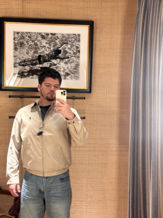 נועם בר אור