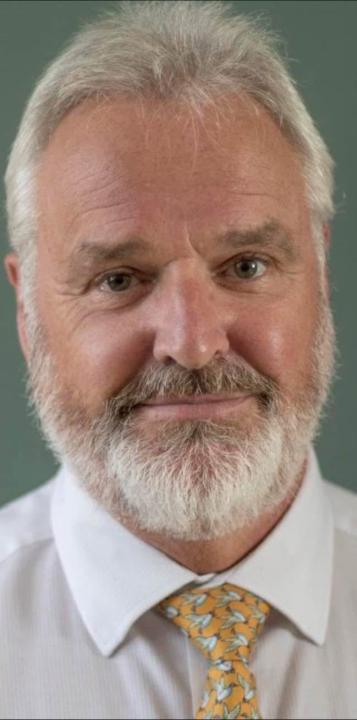 Ian McAlpine