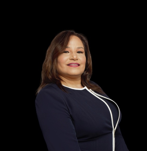 Elizabeth Cruz