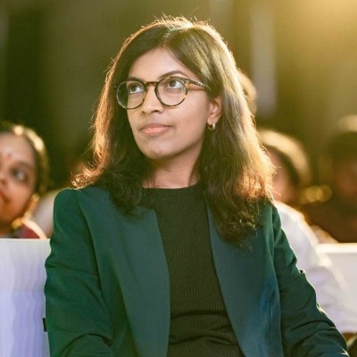 Akshaya R