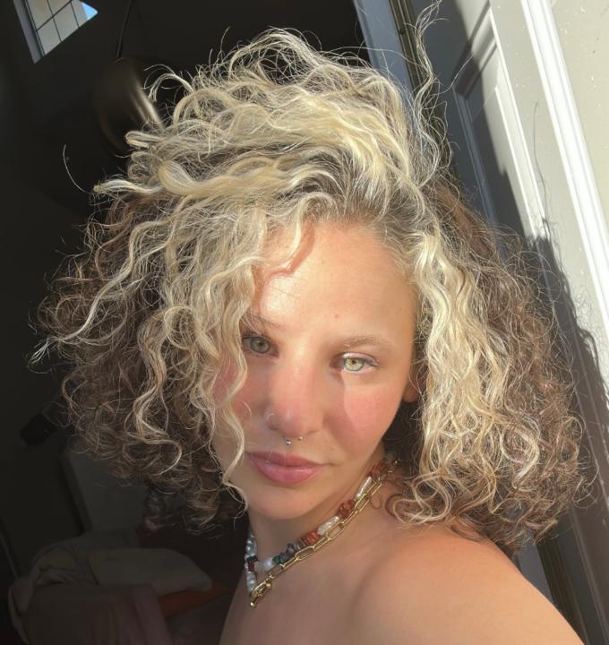 Leah Davidson