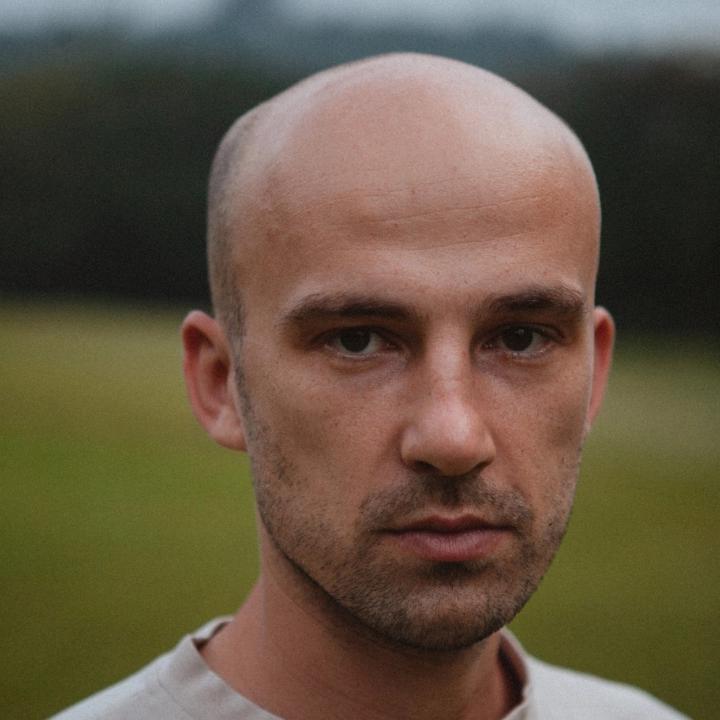 Viktor Tes