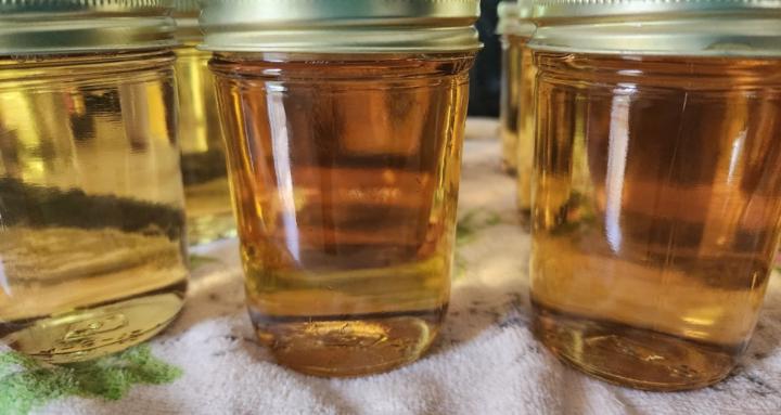 Must be jelly and jam.