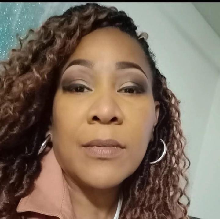 Yolanda Glover