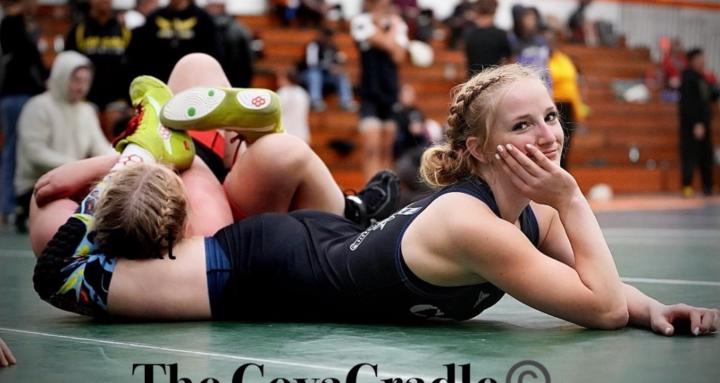 CovaCradle Wrestling/Funny/FIT