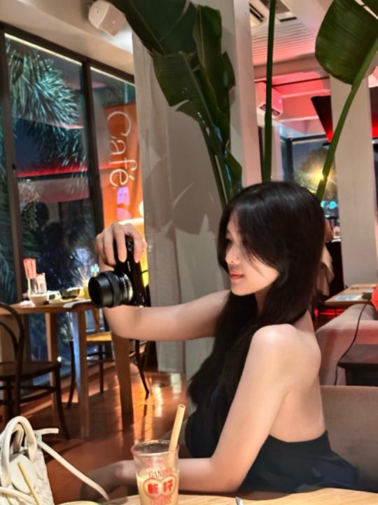 Vy Lại