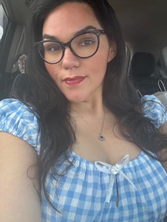 Desi Navarro