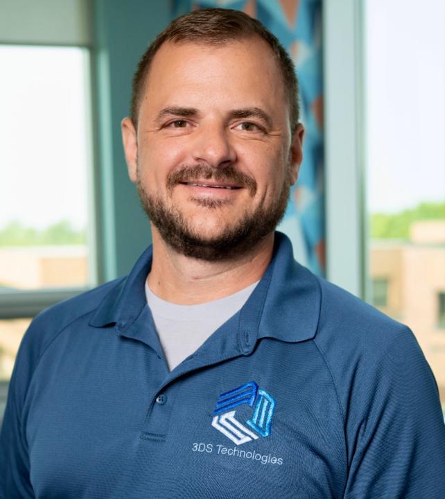 Travis Sachs