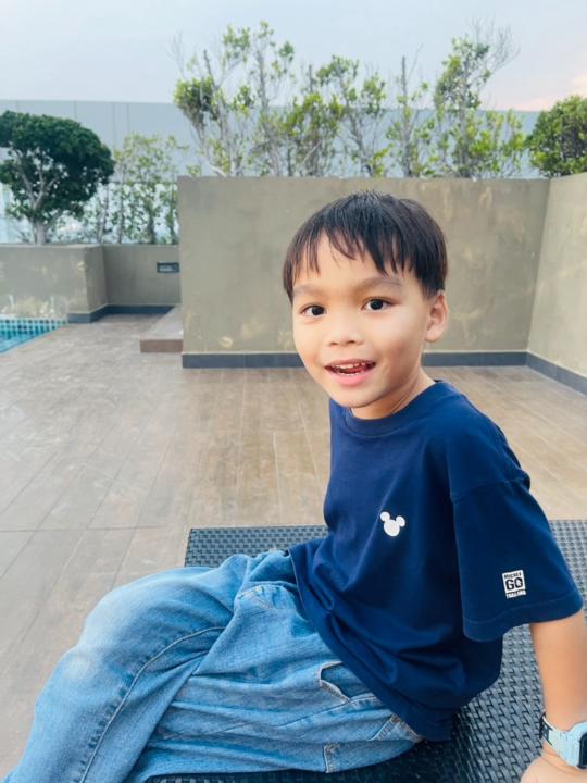 Jennarong Sriphien