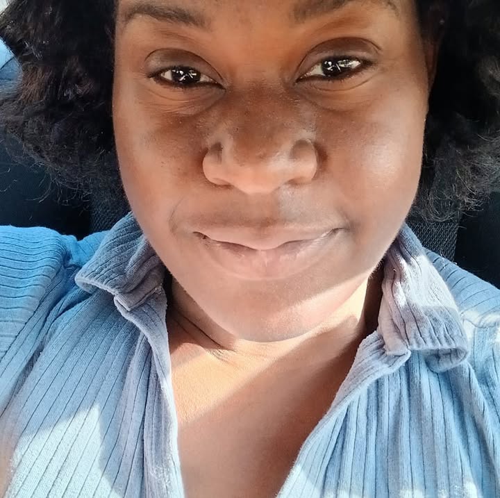 Davida Holmes