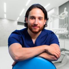 Dr. David Nies