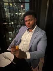 Tarik Grant