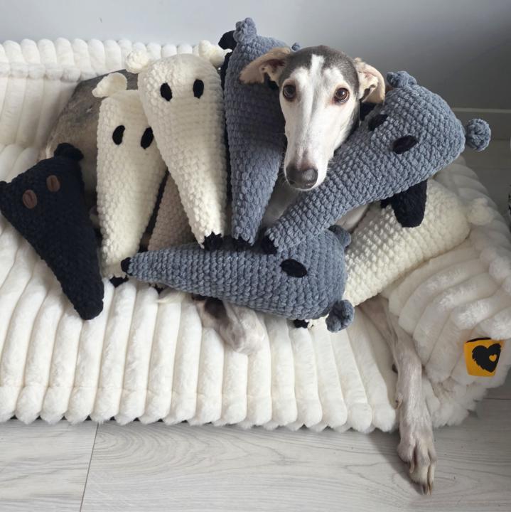 My baby works for me as soon as I pay him in butter. 