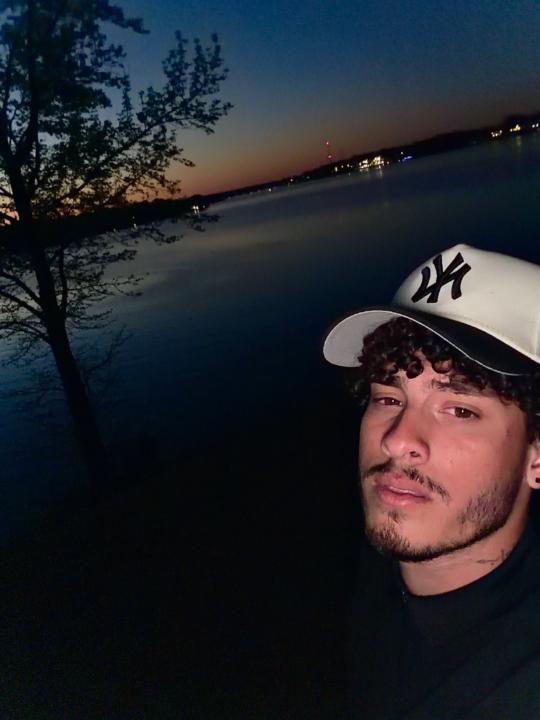Anthony Silva