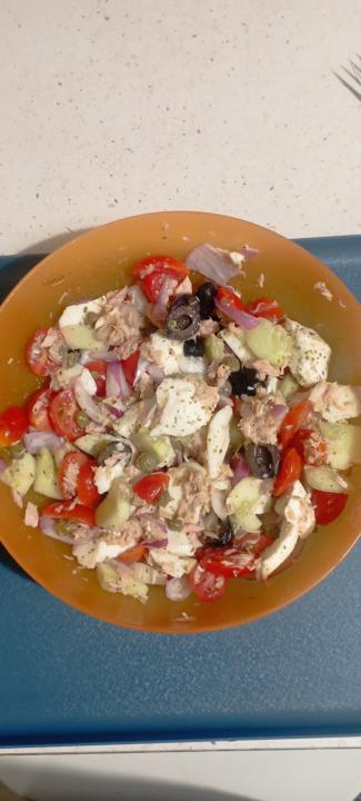 Ensalada griega proteíca